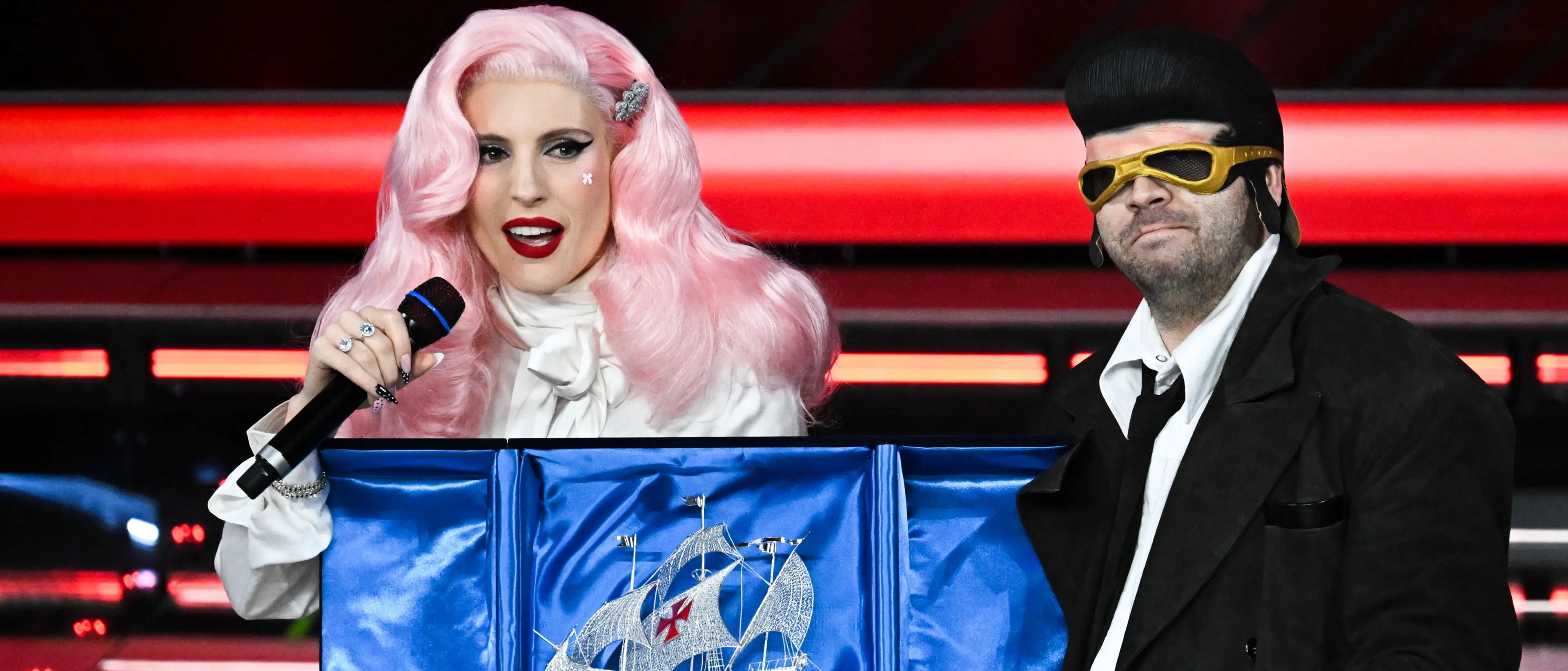 Serata delle cover, la classifica finale non convince: molto bene Arisa e i duetti con Brunori e Aiello, ecco le pagelle\n