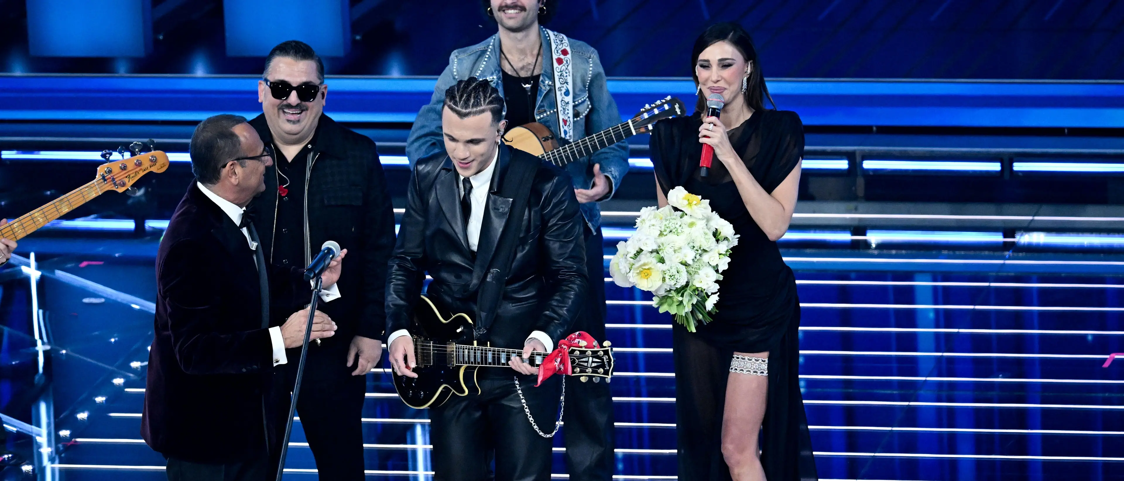 Sanremo 2026, anche la quarta serata sotto tono negli ascolti:\u00A010,8 milioni di spettatori e il 65,6% di share\n