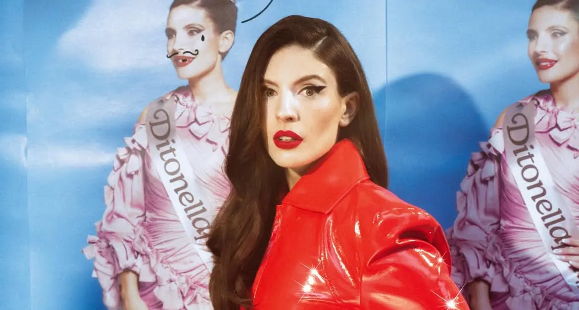 Battaglia legale tra Ditonellapiaga e Miss Italia. Mirigliani: «Non ci riconosciamo in quella canzone»\n