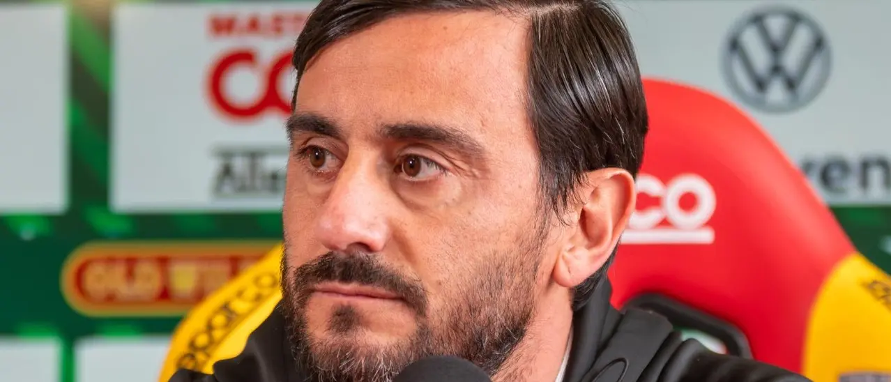 Il Catanzaro cerca il colpaccio col Frosinone, Aquilani: «Vincere per noi stessi, serve una gara incredibile»\n