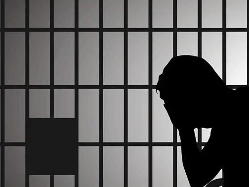 Detenuto suicida a Vibo, ad agosto avrebbe finito di scontare la pena. +Europa: «Serve una seria riflessione»\n