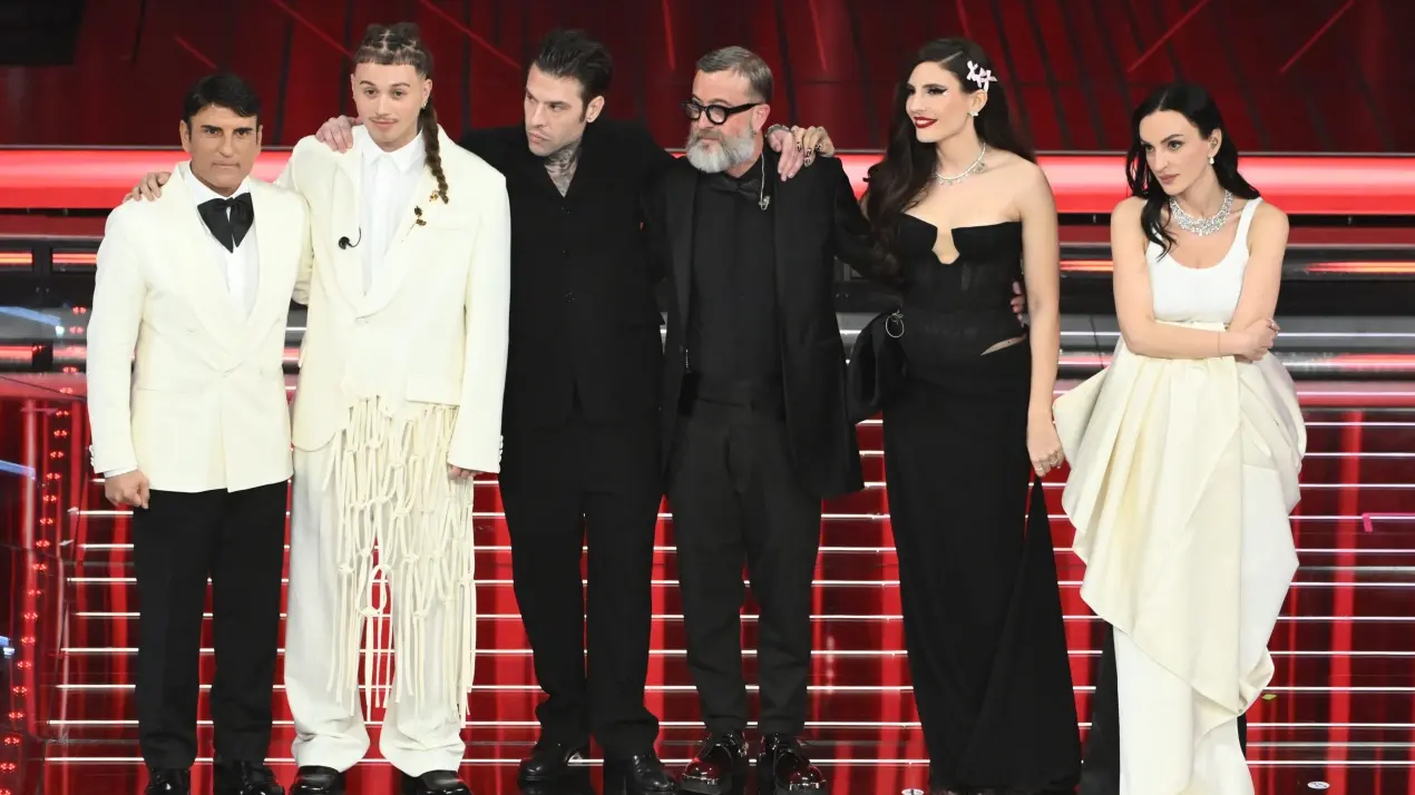 Sal Da Vinci, Sayf, Fedez, Marco Masini, Ditonellapiaga, Arisa (foto di Alberto Terenghi / Pool Sanremo 02 / ipa-agency.net) , Pool Sanremo 02