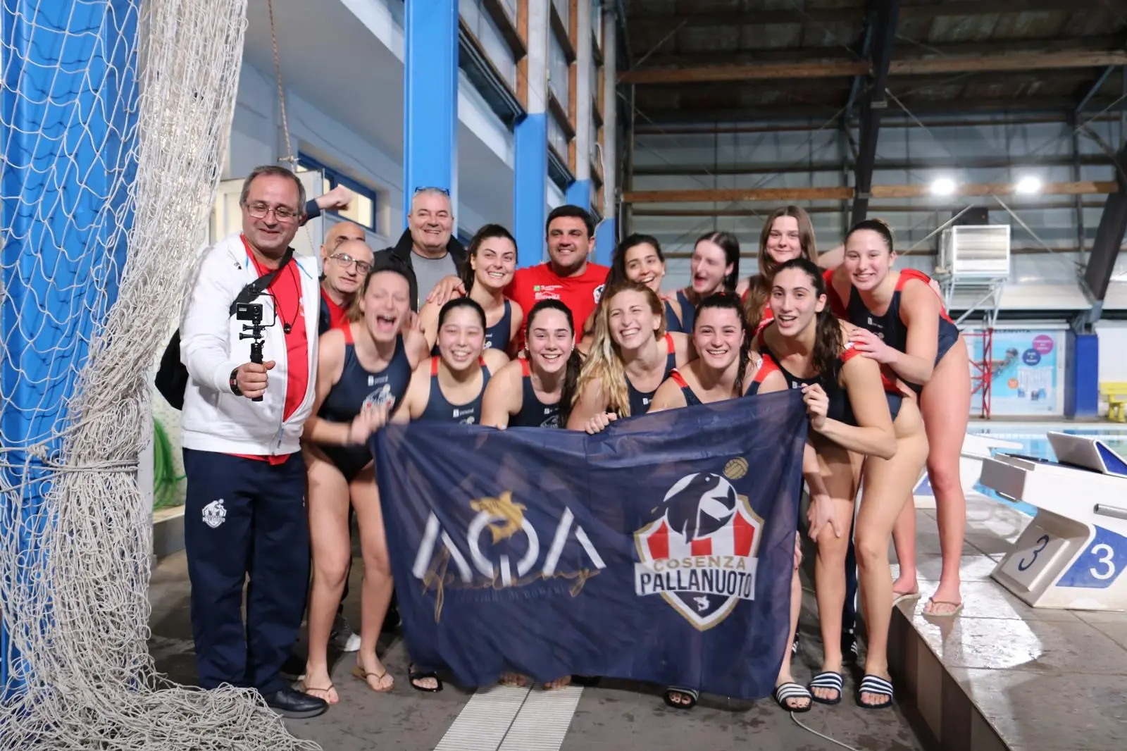 La Smile Cosenza Pallanuoto conquista la finale\u00A0in Europa: è la prima volta per una società sportiva calabrese\n