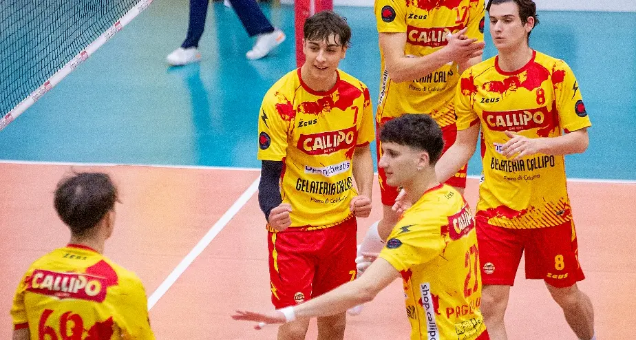 <p>La Tonno Callipo batte (con un po' di fatica) Sciacca per 3-0</p>