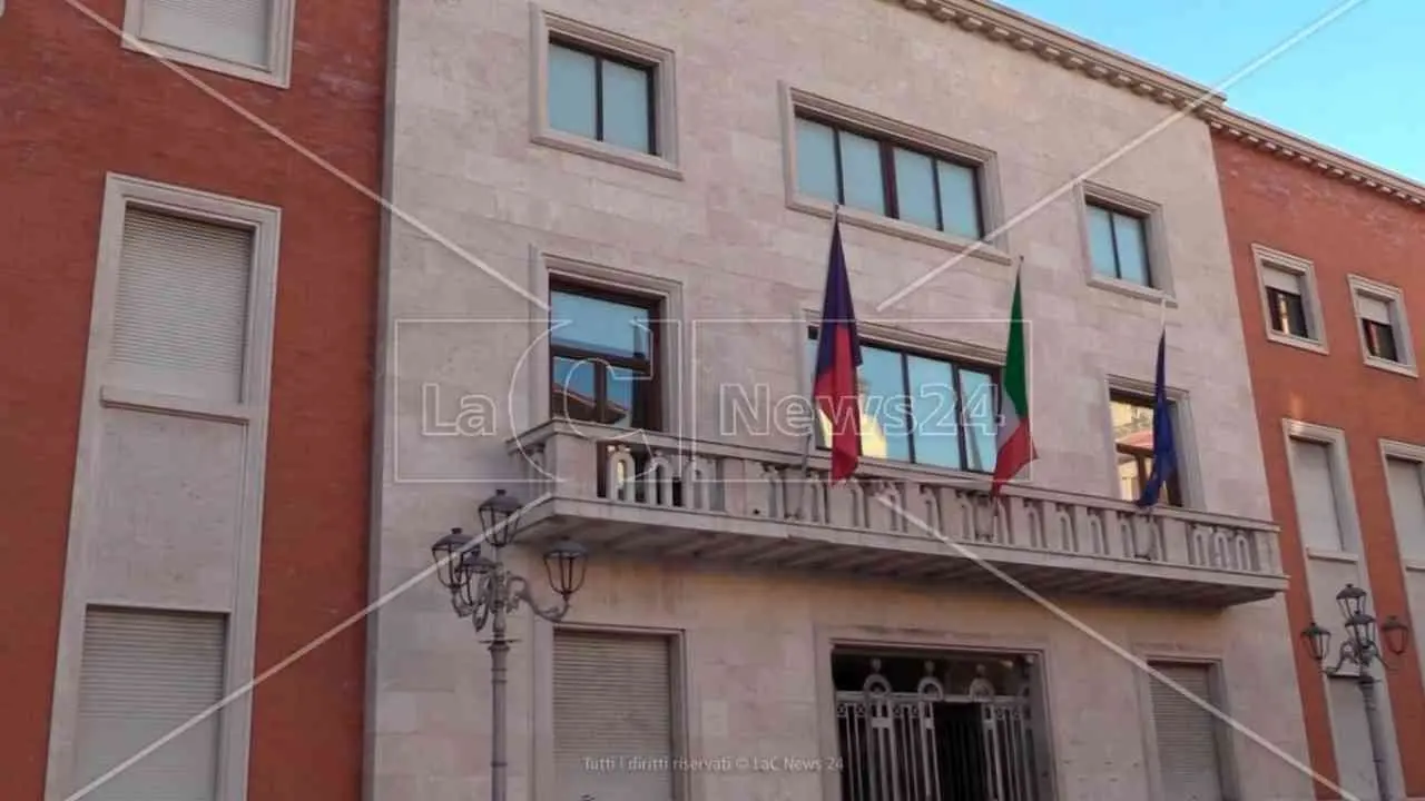 Il palazzo del Comune di Crotone