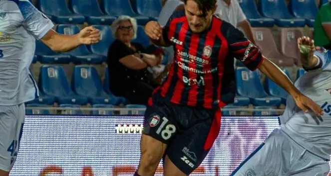 Serie C, il Crotone si fa rimontare dal Monopoli: al Veneziani finisce 1 a 1\n