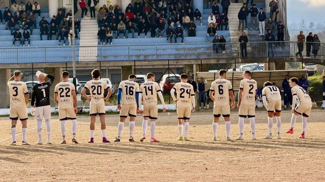 Seconda Categoria, botta e risposta in vetta tra Tropea e San Costantino. Blitz play off della Ricadese\n