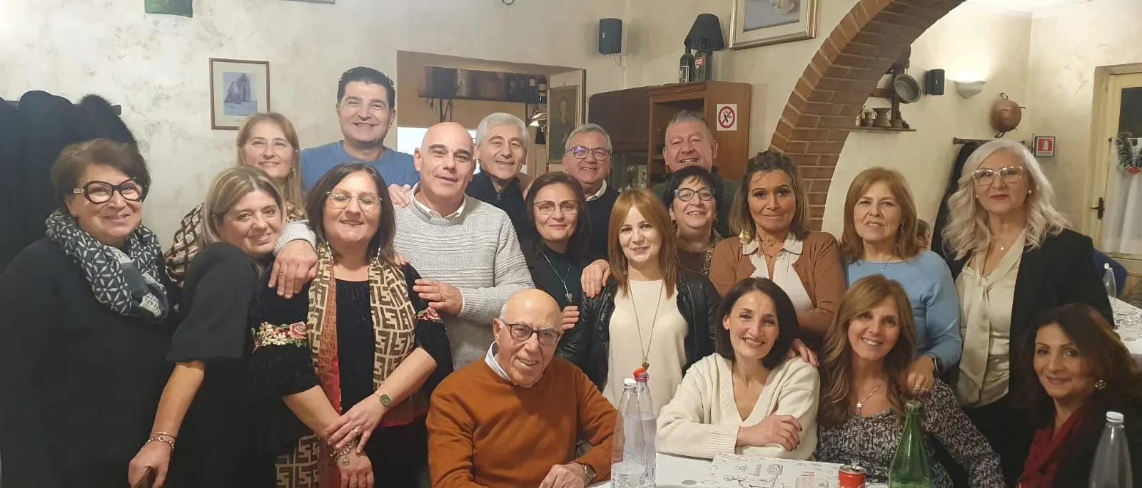 Cosenza, dopo 40 anni gli studenti della V-G del “Pezzullo” si ritrovano a cena