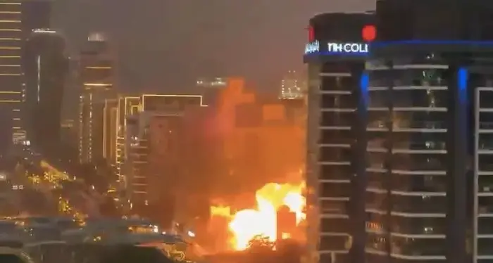 Tensione tra Usa e Iran, calabresi bloccati a Dubai. Lo studente cosentino Mirko: «Tanta paura e scene da film»