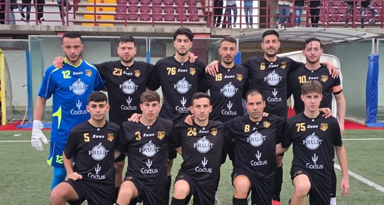 Locri, tripletta di Barbuto e sorpasso in classifica: 3-1 al Sant’Onofrio\n