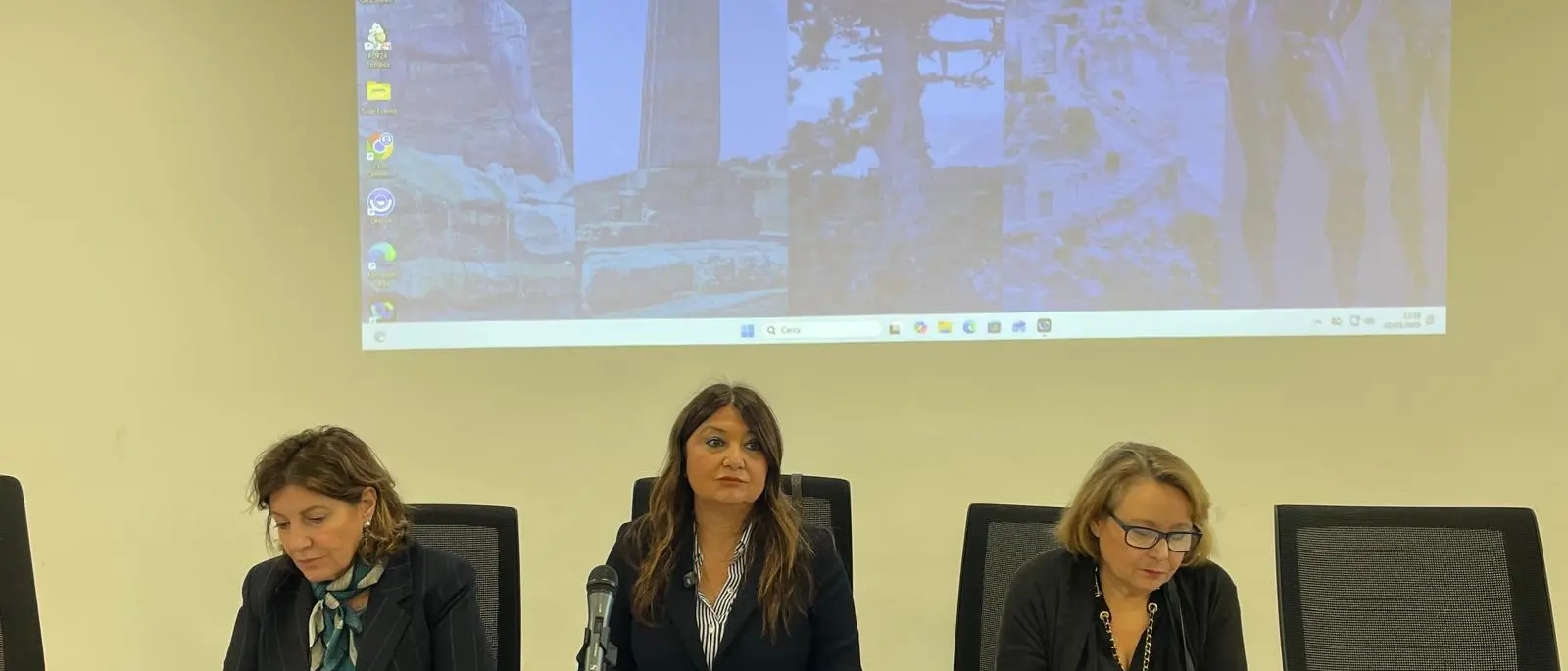 “Una casa per tutti”, dalla Regione\u00A0fino a 300 euro al mese per le famiglie più fragili. Straface:\u00A0«Presupposto di dignità»