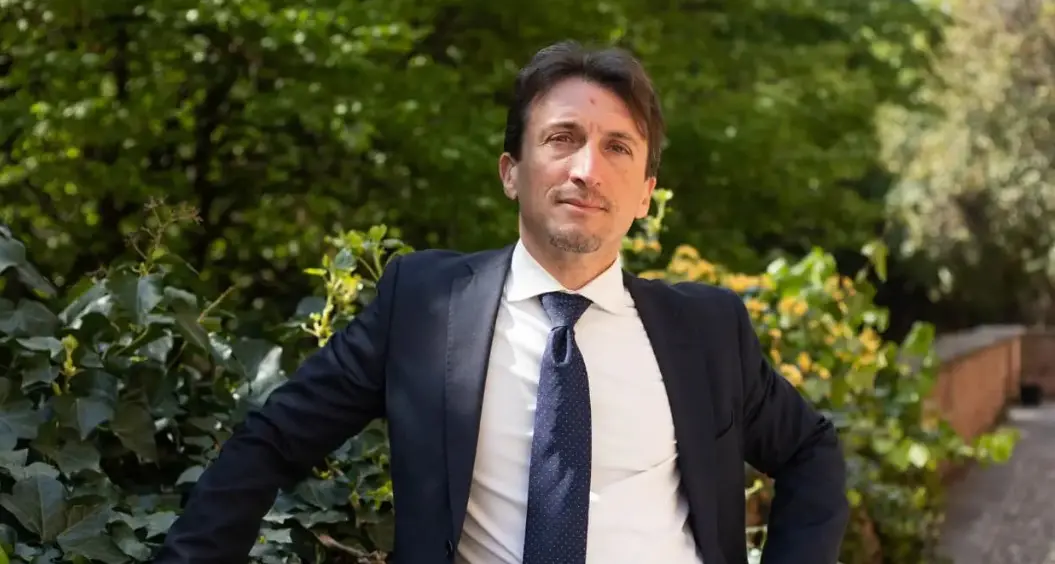 <p>Il neo rettore Unical Gianluigi Greco e la rivoluzione della “restanza”</p>