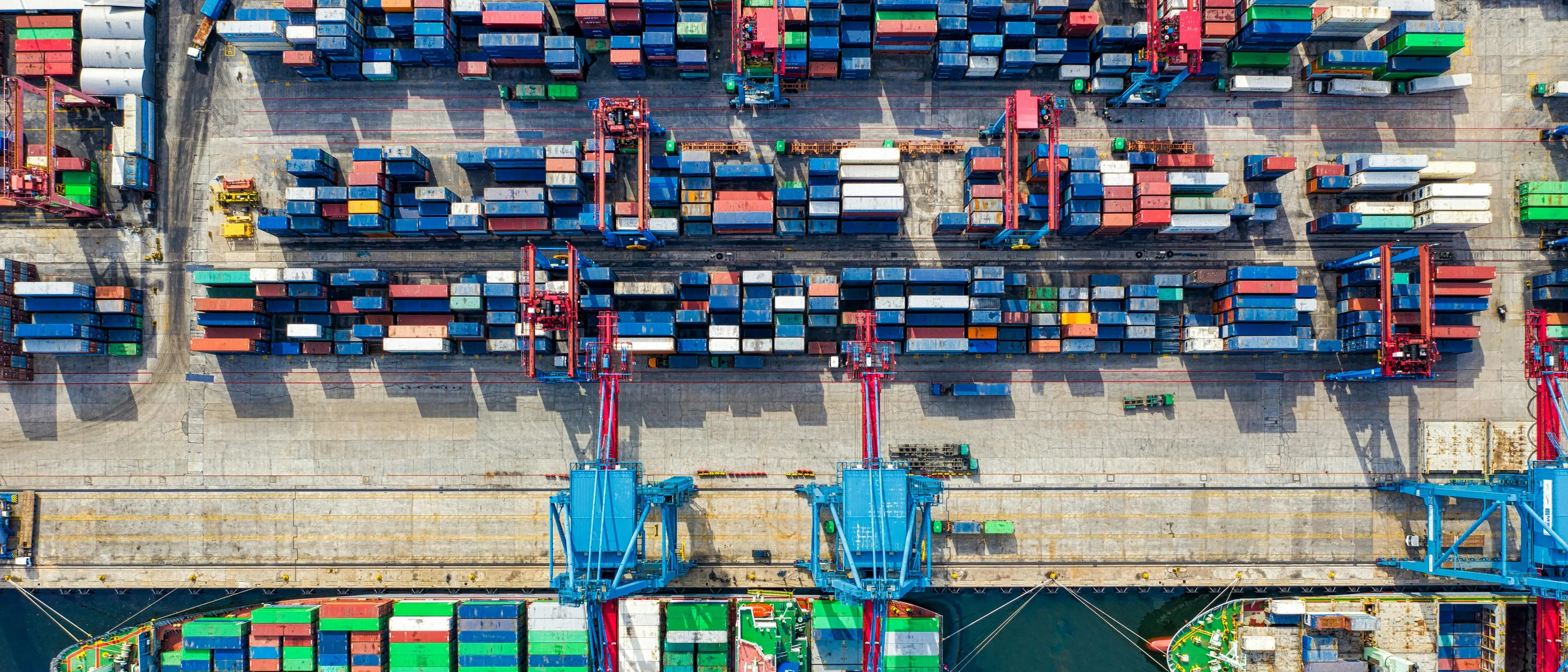 Golfo in fiamme, export calabrese paralizzato: merci bloccate e contratti a rischio per milioni di euro\n