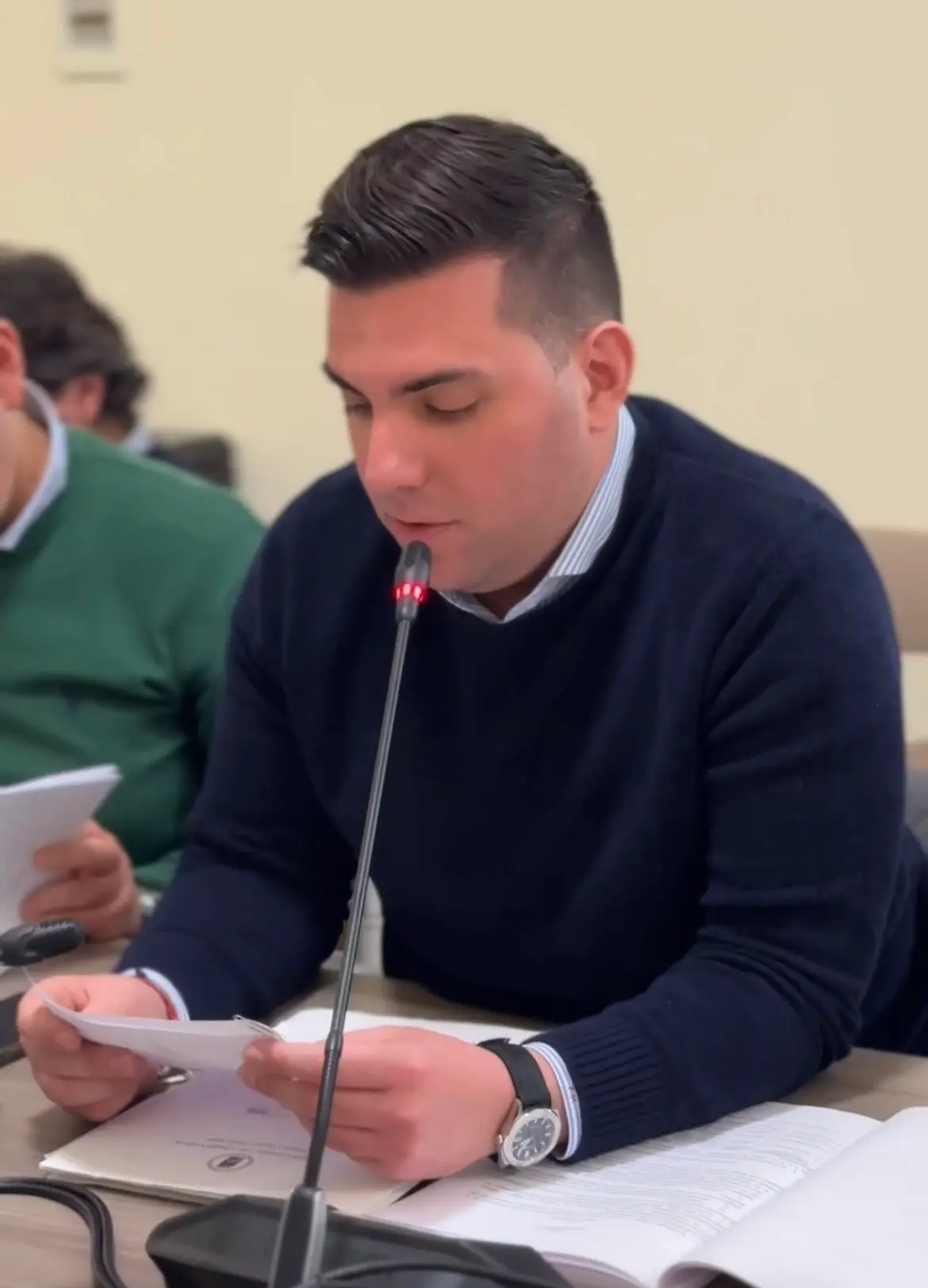 Reggio, bocciato dalla maggioranza l’emendamento del centrodestra contro il “listone” per le circoscrizioni\n