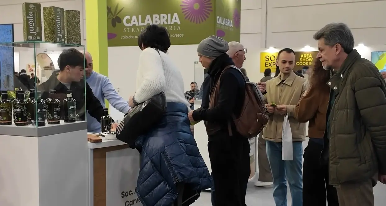 L'olio calabrese protagonista al Sol Expo di Verona, Gallo: «È\u00A0uno dei principali asset della nostra economia»\n