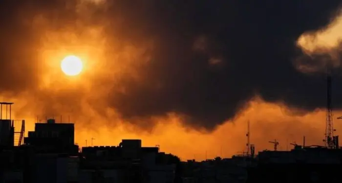 Raid di Israele in Libano: almeno 11 vittime. I Pasdaran: «Controlliamo lo Stretto di Hormuz»\n