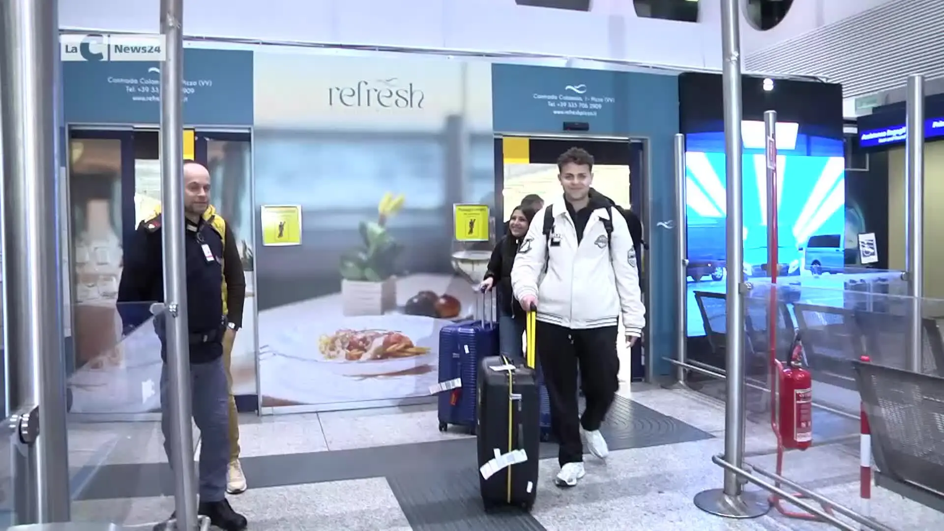 Arrivo degli studenti calabresi da Dubai