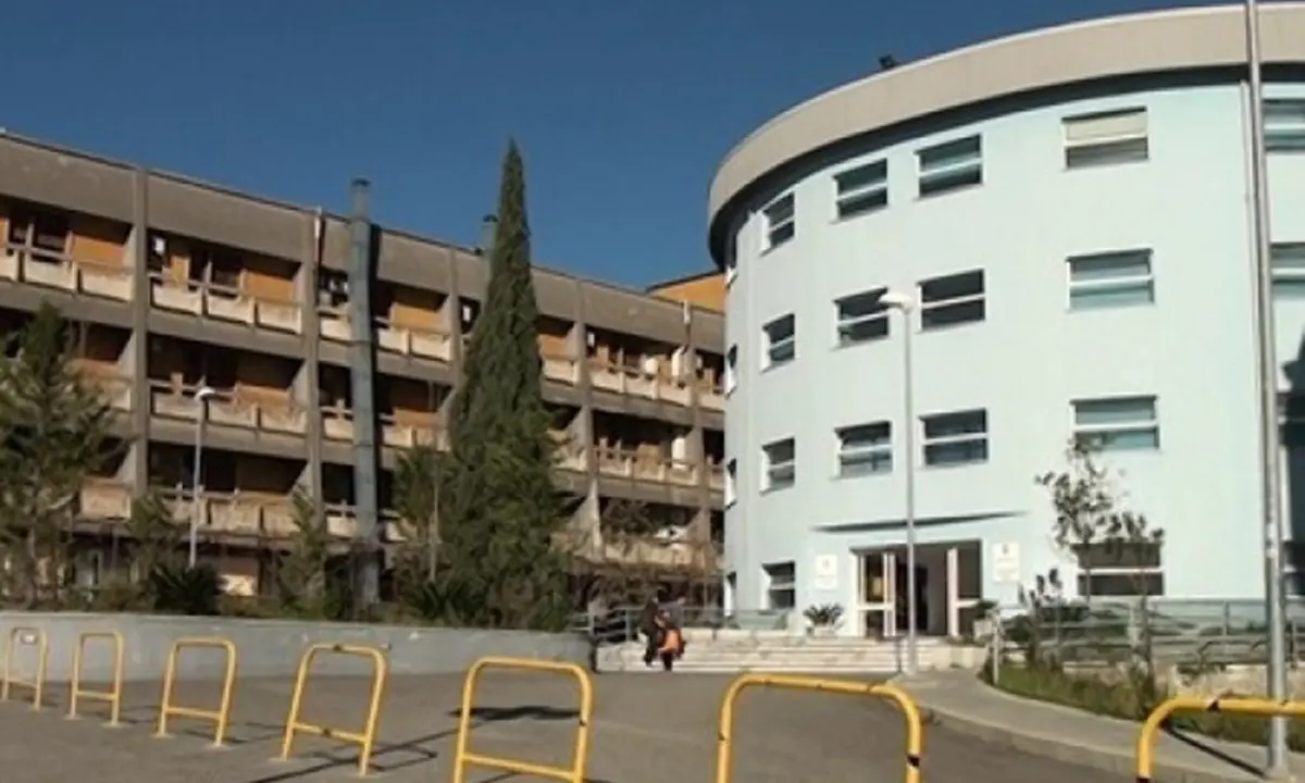 Castrovillari,\u00A0aggiudicati i lavori per il nuovo reparto di Ortopedia dell’ospedale Ferrari\n