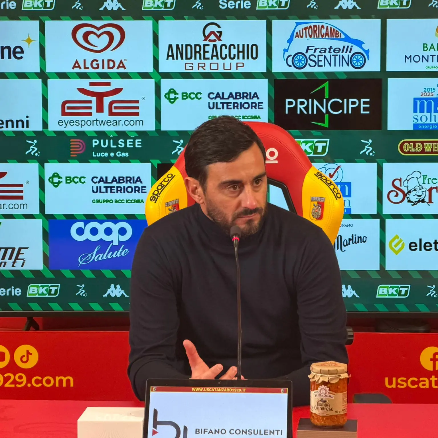 Il Catanzaro alla prova Carrarese, Aquilani: «La testa sarà fondamentale, mi aspetto continuità». I convocati