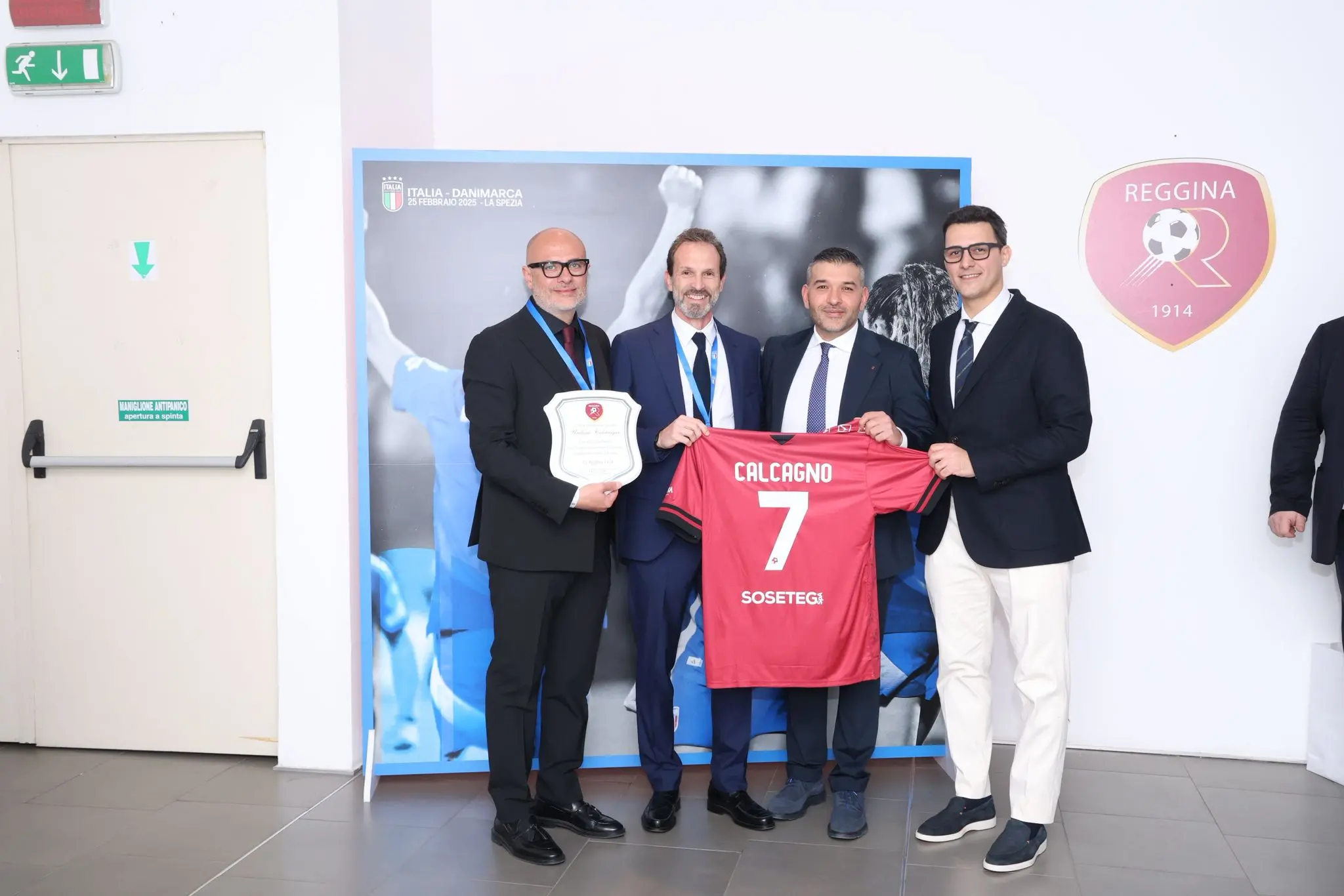 Italia–Svezia a Reggio Calabria: la Reggina omaggia le Nazionali\n