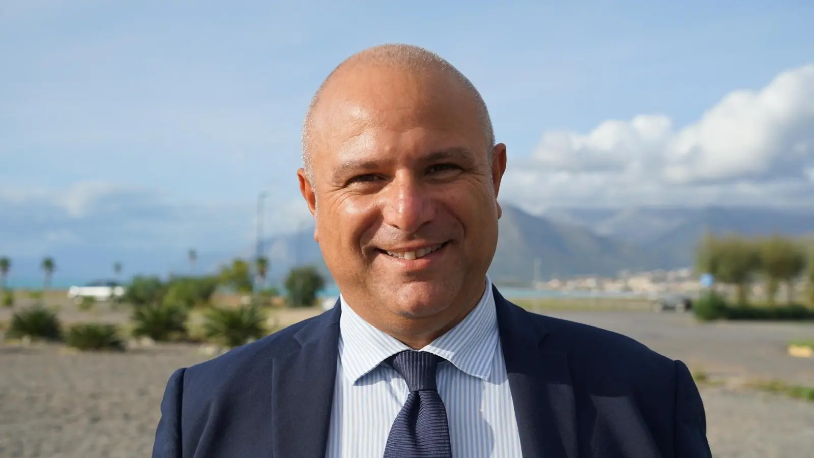 <p>Antonino De Lorenzo</p>\\n