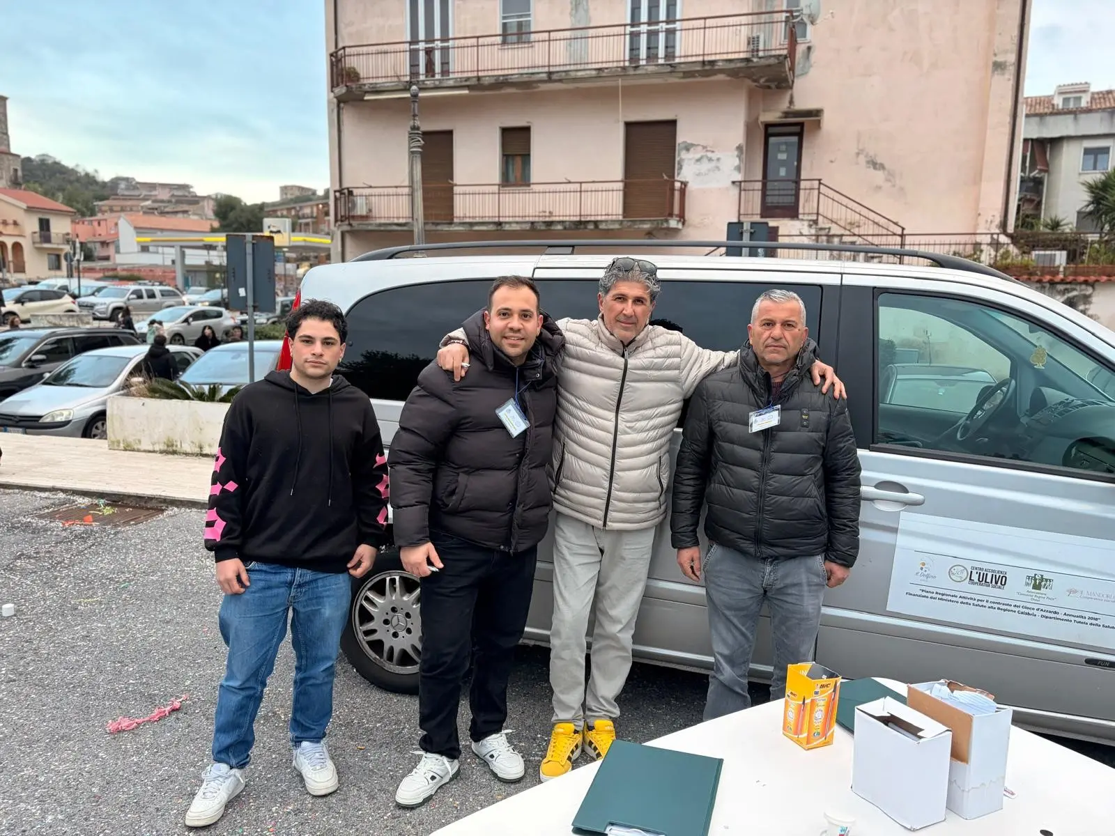 Dipendenze, lavoro di strada a Scalea: 35 riscontri e ascolto nei luoghi della festa\n