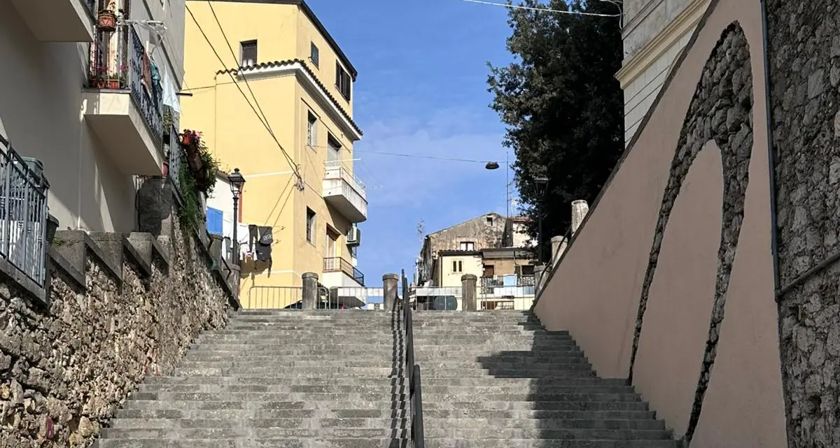 Riapre la Scala della Vallotta, la consigliera Palaia: «Una buona notizia per il centro storico»\n