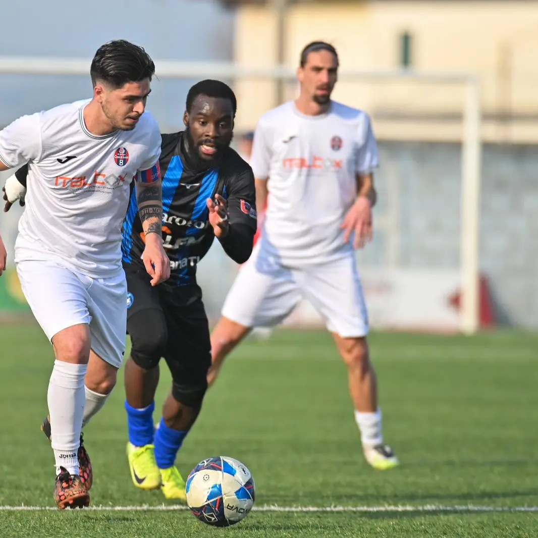 Coppa Italia Dilettanti, pari e patta tra Db Rossoblù Luzzi e Bisceglie: l’andata dei quarti finisce 0-0\n