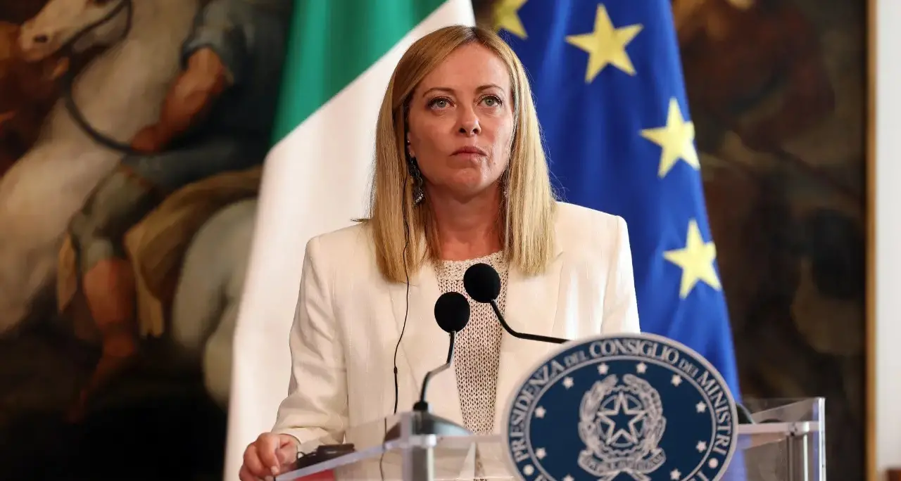 <p>Iran, Meloni: «Non entriamo in guerra». Più di mille civili morti dall’inizio degli attacchi: 183 sono bambini – <span style=\"color:hsl(0, 75%, 60%);\">LIVE</span></p>