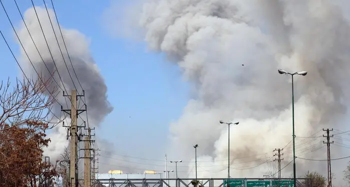 Iran,\u00A0aerei Usa autorizzati a utilizzare basi francesi.\u00A0Teheran avverte l’Europa: «Se resta in silenzio è complice»\u00A0–\u00A0LIVE