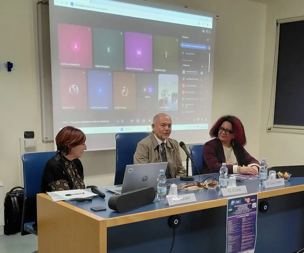 Dolore cronico, con il progetto \"No Mor Pain\" l’Università Magna Graecia ridisegna il futuro della terapia\u00A0per il trattamento della fibromialgia\n