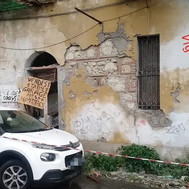 Via Carlo V, la strada riaprirà al traffico giovedì 12 marzo dopo i lavori di messa in sicurezza\n