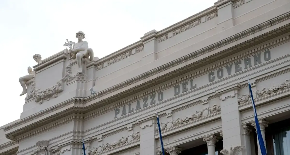 Lavoratori ex punto vendita di via Pio XI a Reggio, Casa Riformista – Italia Viva: «Serve una soluzione immediata per garantire lavoro e dignità\u00A0»\u00A0\n