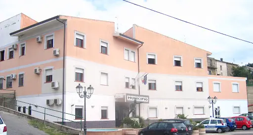 Simeri Crichi, il prefetto sospende il Consiglio comunale dopo le dimissioni della maggioranza dei componenti\n