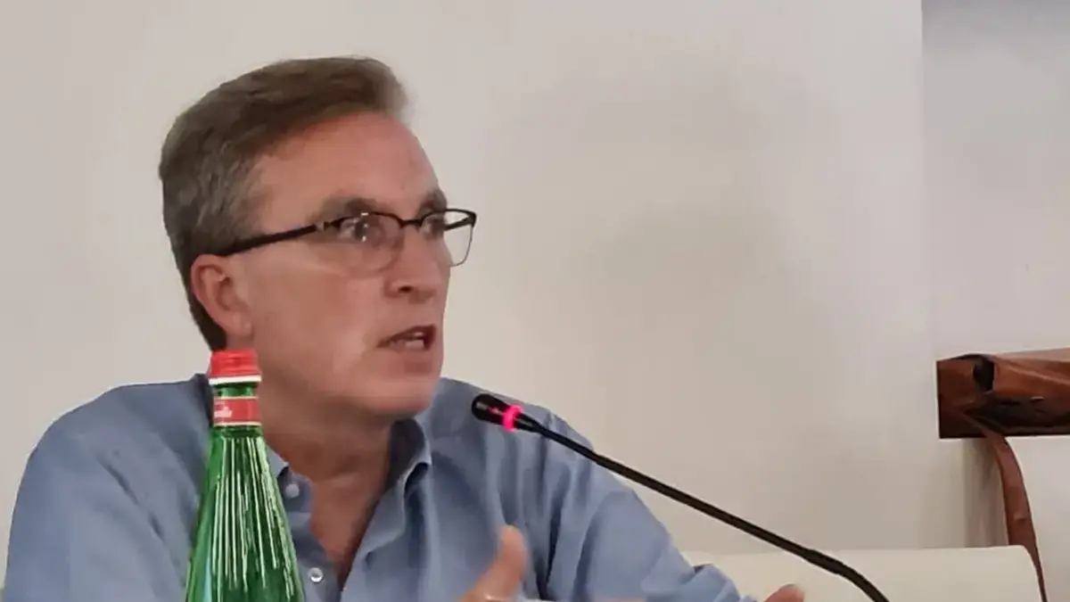 Reggio Calabria, Confesercenti lancia \"Visione 2030\": «Basta interventi isolati, serve una strategia per lo sviluppo della città»\n