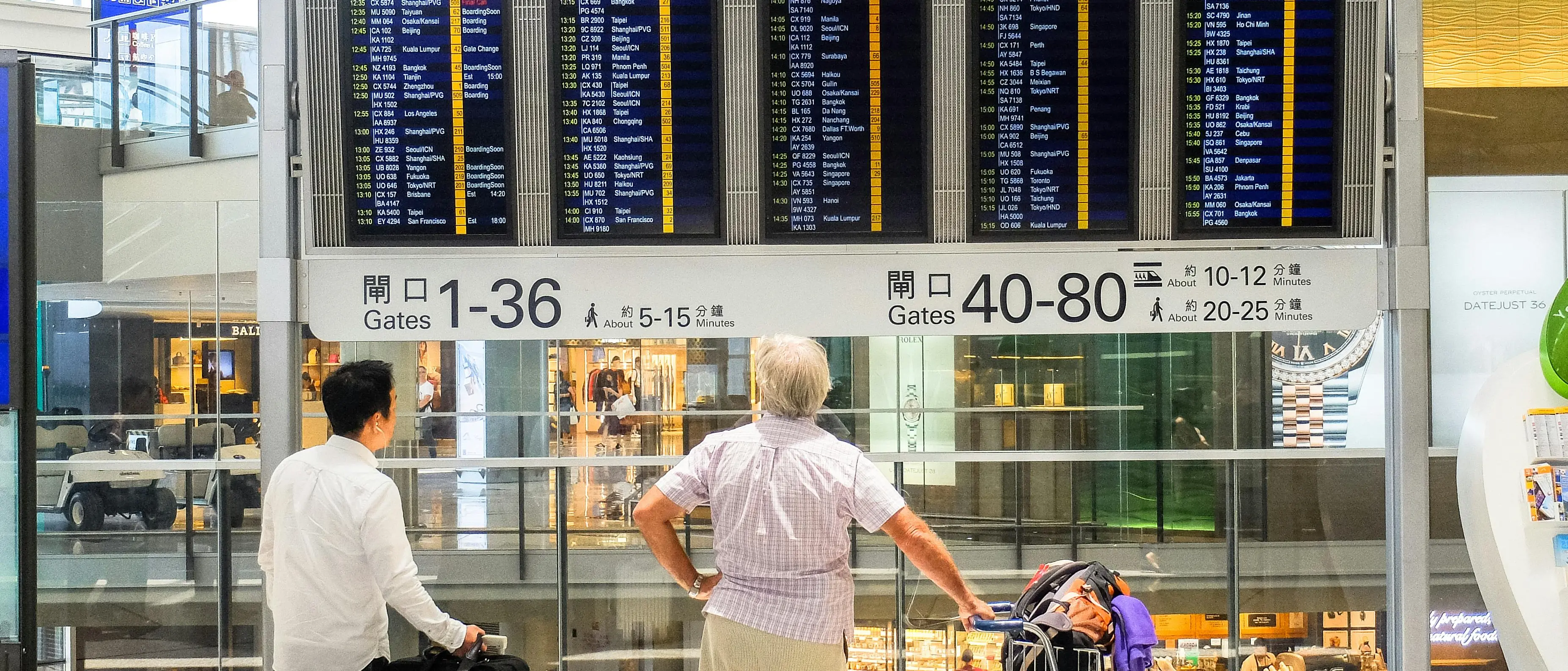 Crocieristi italiani bloccati a Dubai rientrano: oltre 10.000 connazionali rimpatriati\n