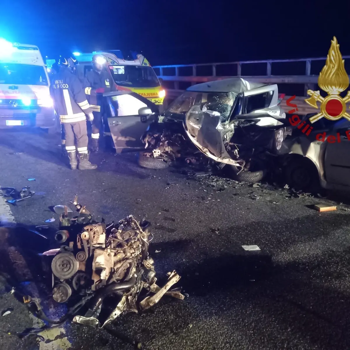 Incidente sulla Statale 107 nel Cosentino: un morto e un ferito nello scontro tra due auto\n\n\n