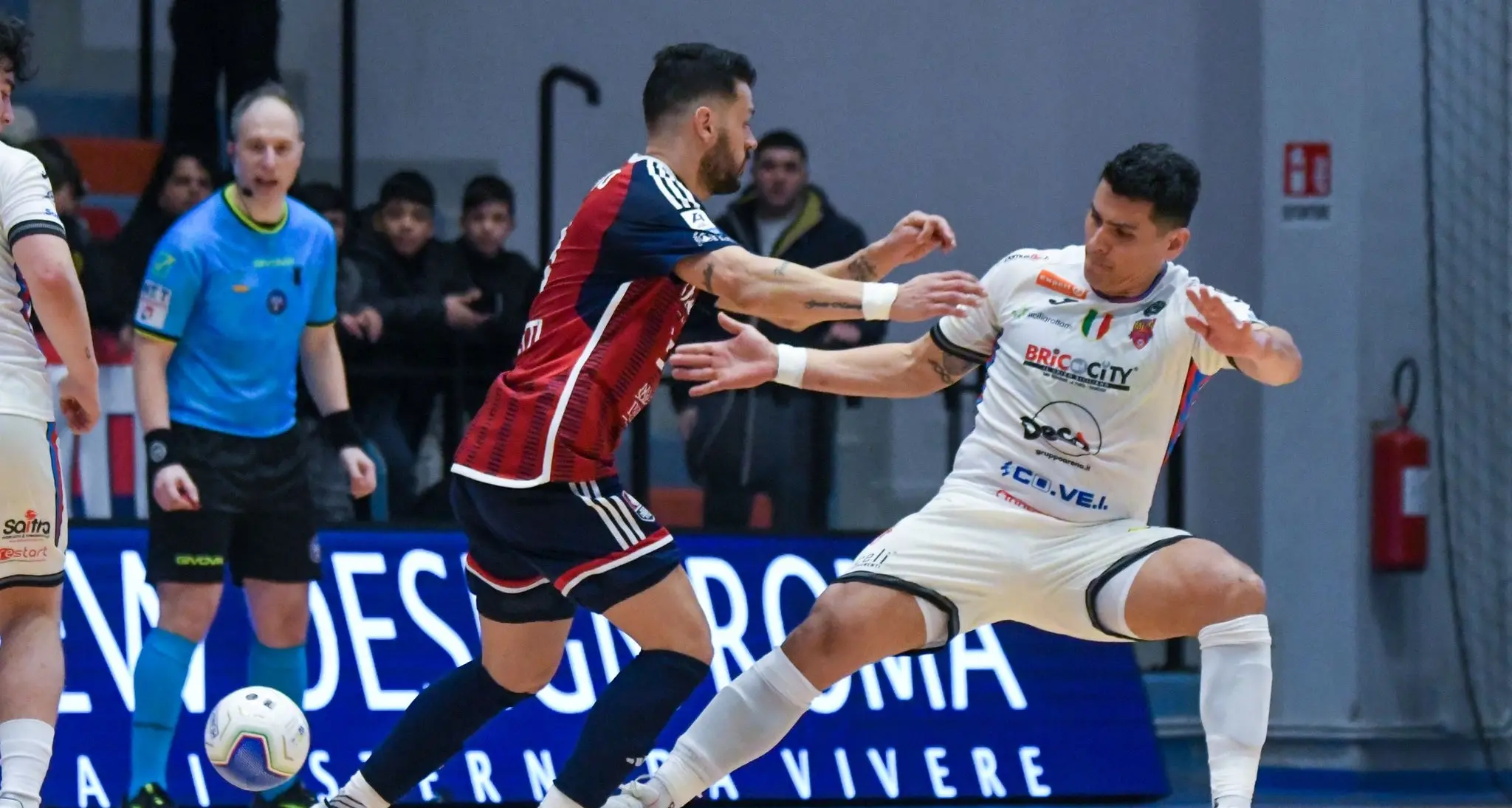 Pirossigeno Cosenza, pari da applausi: la capolista Catania fermata sul 3-3\n\n\n