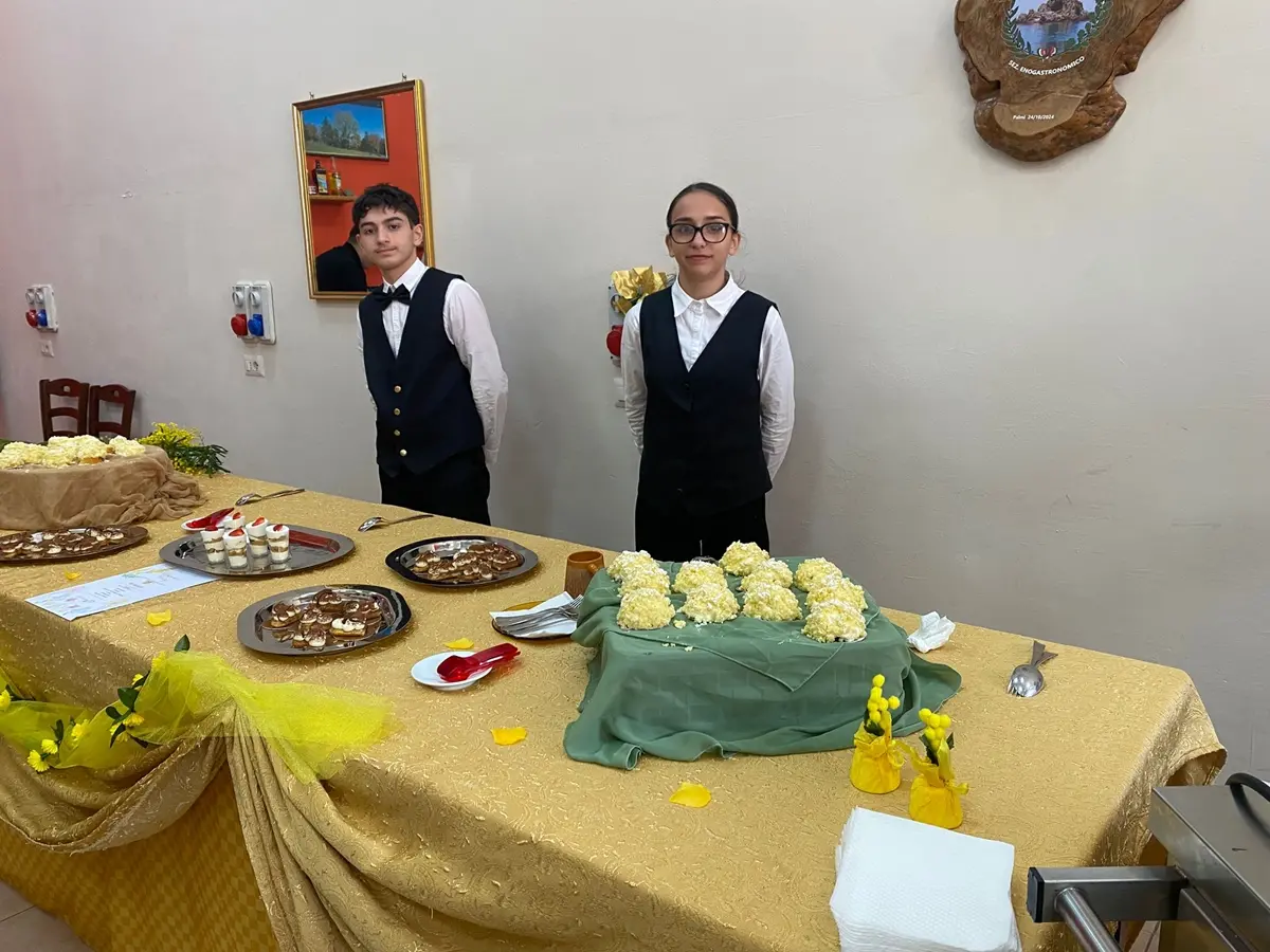 L’istituto\u00A0Einaudi-Alvaro\u00A0di Palmi celebra la Donna attraverso la creatività enogastronomica\u00A0\n