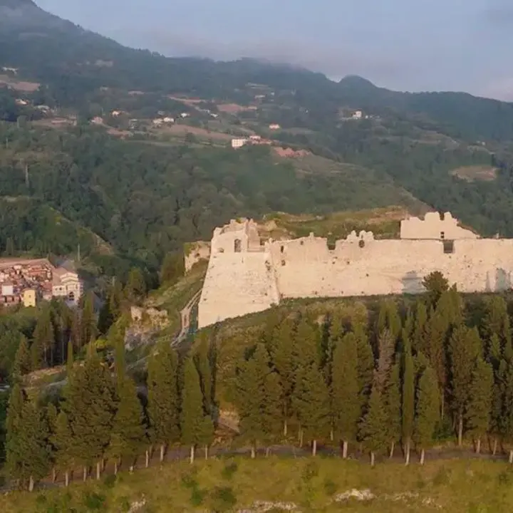 <p>Aiello Calabria tra I Borghi più belli d'Italia, il sindaco: «Opportunità concreta per lo sviluppo del turismo»</p>