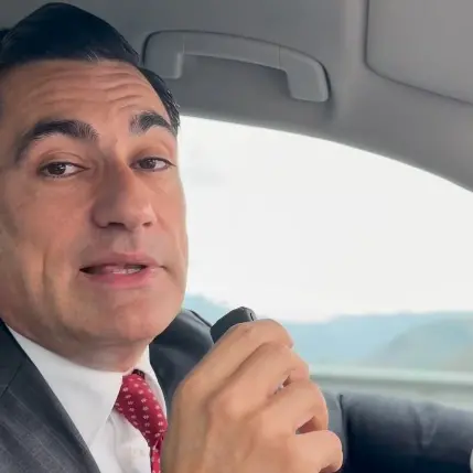 Dal Parlamento al territorio…senza cintura di sicurezza. Sui social la gaffe del deputato Furgiuele\n