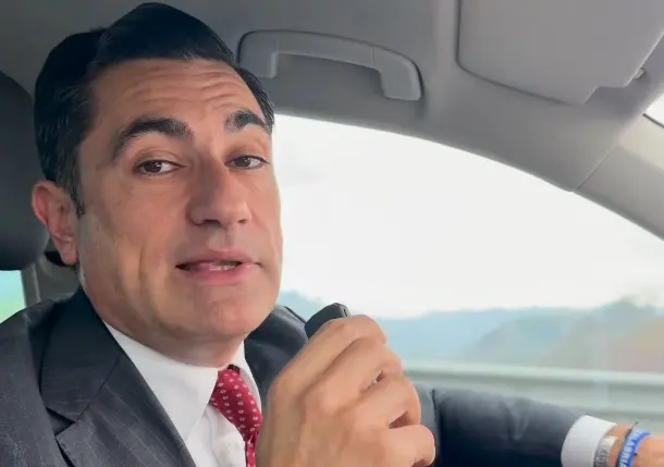 Dal Parlamento al territorio…senza cintura di sicurezza. Sui social la gaffe del deputato Furgiuele\n