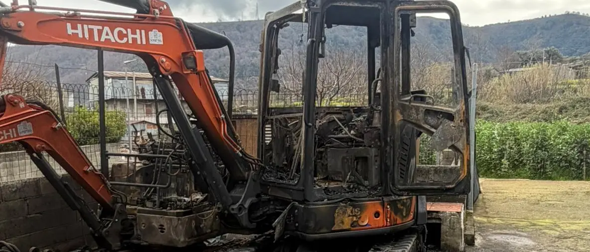 Sinopoli, incendio ai mezzi della Soseteg: la Fillea Cgil esprime solidarietà a impresa e lavoratori\n