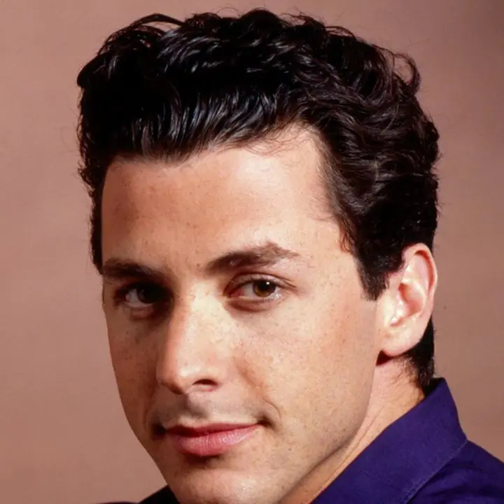 Addio a Corey Parker: morto a 39 anni, era il volto di “Will & Grace”\n