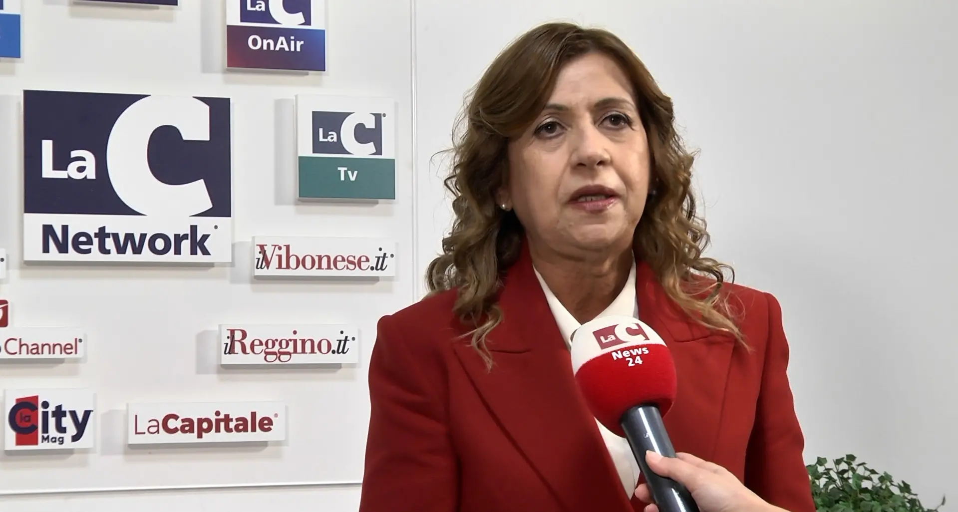 <p>«Ci sono donne con ruoli di potere ma l’uguaglianza è ancora lontana»: <span style=\"color:hsl(0, 75%, 60%);\">Marisa Manzini </span>e la conquista incompleta dei diritti</p>