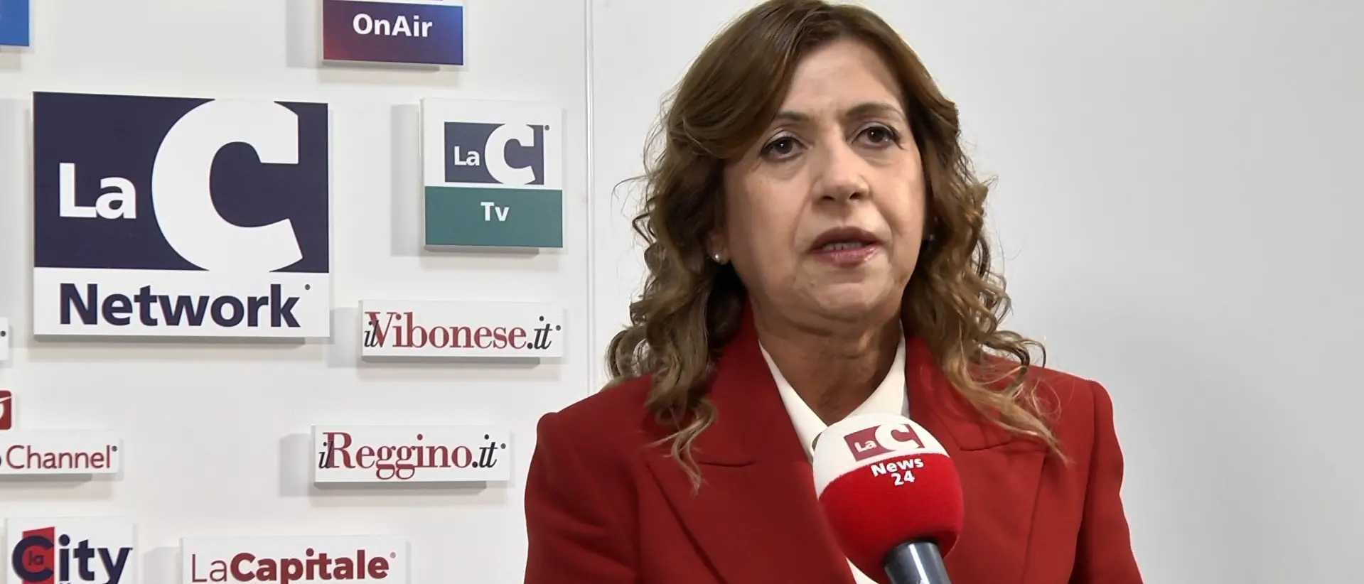 «Ci sono donne con ruoli di potere ma l’uguaglianza è ancora lontana»: Marisa Manzini e la conquista incompleta dei diritti\n