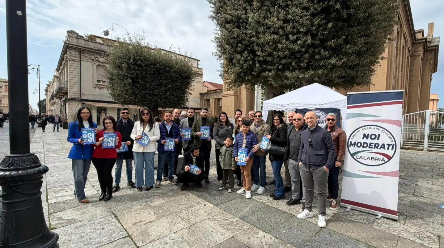 Noi Moderati, gazebo informativo sul Corso Garibaldi: «Grande partecipazione dei cittadini»\n