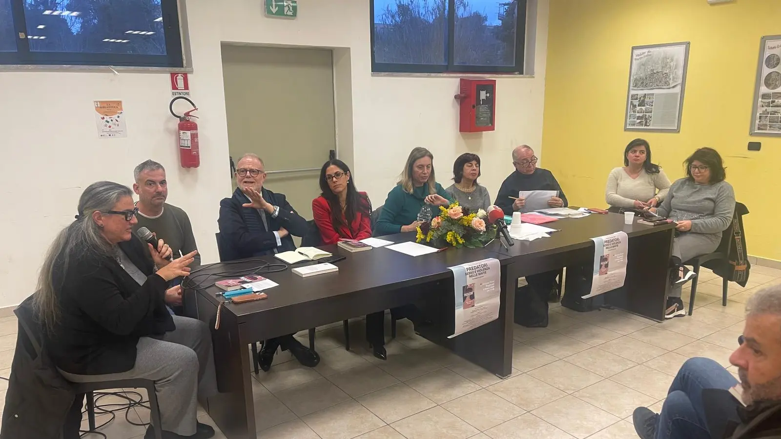 Sesso, dominio e violenza: “Predatori” accende i riflettori sul lato più oscuro delle mafie\n