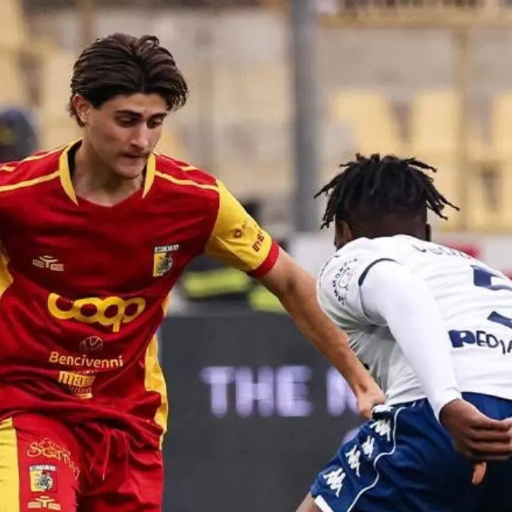 Serie B, Catanzaro da impazzire: da 0-2 a 3-2 contro l’Empoli. Rimonta show al Ceravolo\n