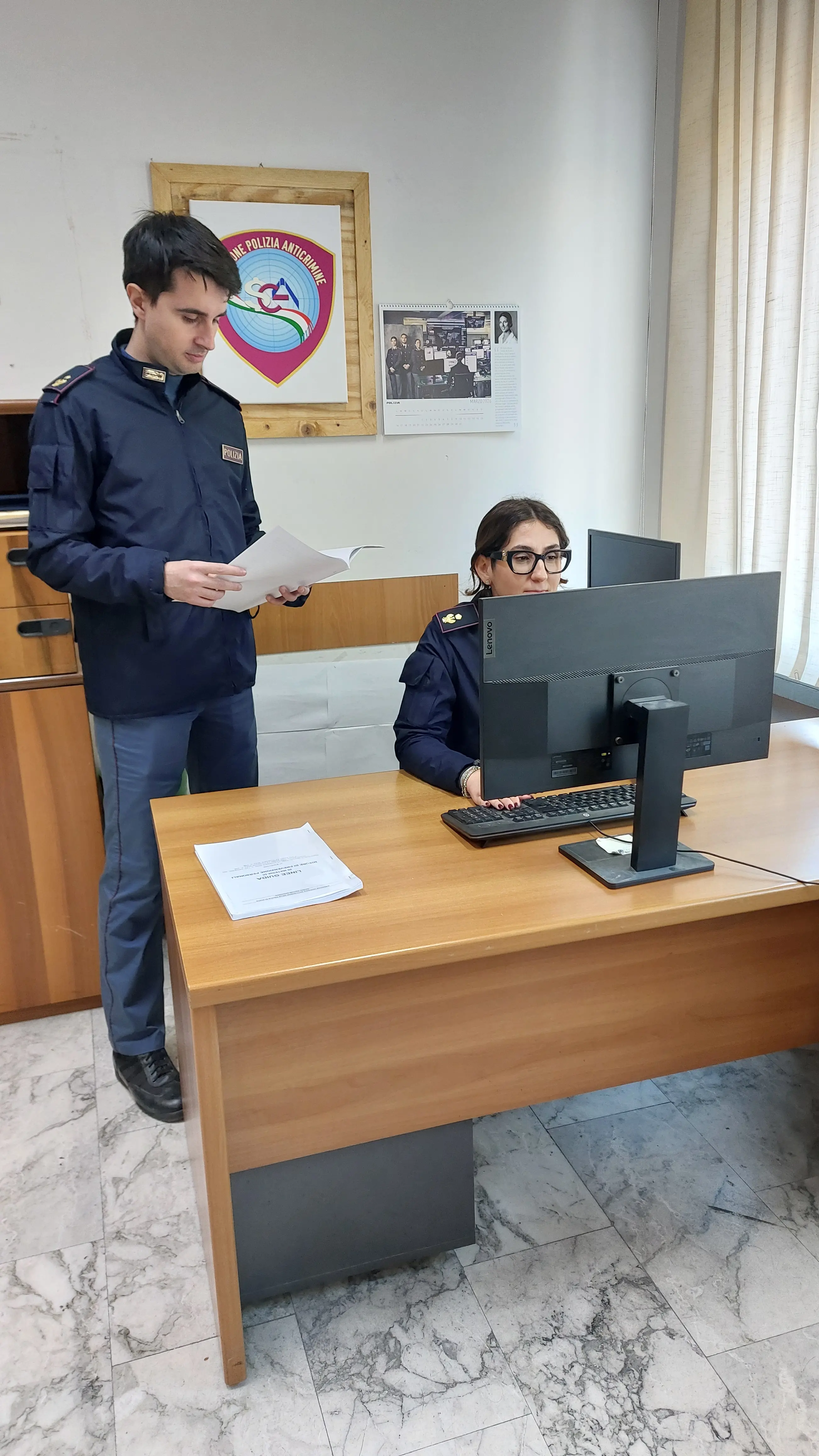 Daspo, avvisi orali, ammonimenti per stalking e un foglio di via: i provvedimenti emessi a febbraio dalla Questura\u00A0di Reggio\u00A0\n